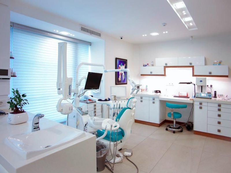 A quelle fréquence prendre rendez-vous chez le dentiste ?
